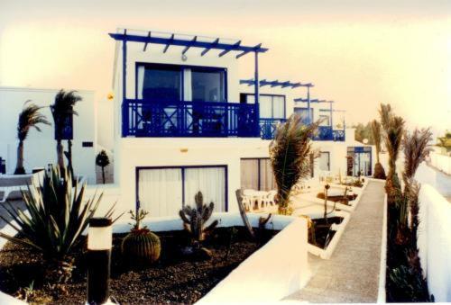 Las Gaviotas Apartments Коралео Екстериор снимка
