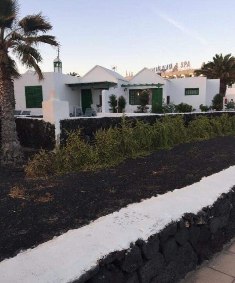 Las Gaviotas Apartments Коралео Екстериор снимка
